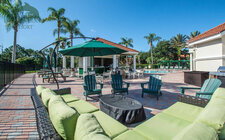 Emerald Island Resort - Tiki Bar