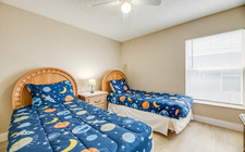 Fourth bedroom with two twin beds