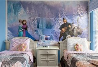 Kids bedroom #3 with Frozen theme