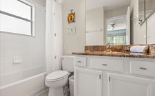 En-suite to king master suite #3