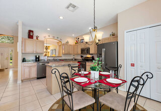 Mufasa's Magic, Kissimmee private rental villa with 7 bedrooms