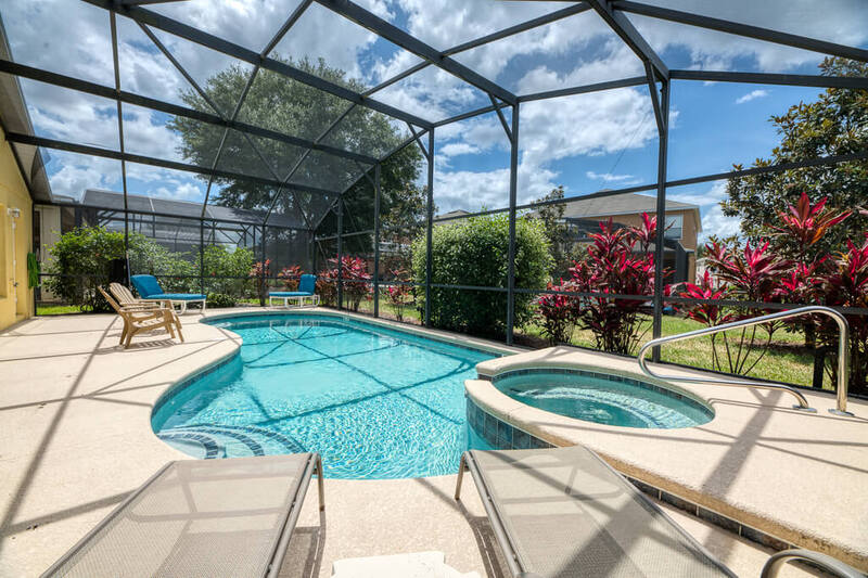 Spacious 4-Bedroom Vacation Villa with Private Pool