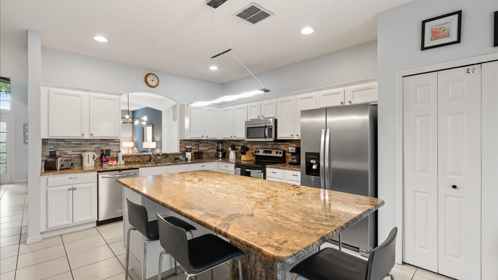 Spacious and large granite nook table
