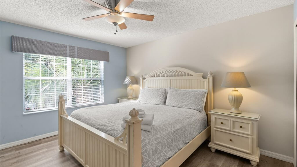 King master Suite #3 - with a king bed, fat-screen TV and more