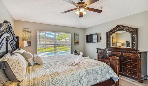 Grand master bedroom with king size bed